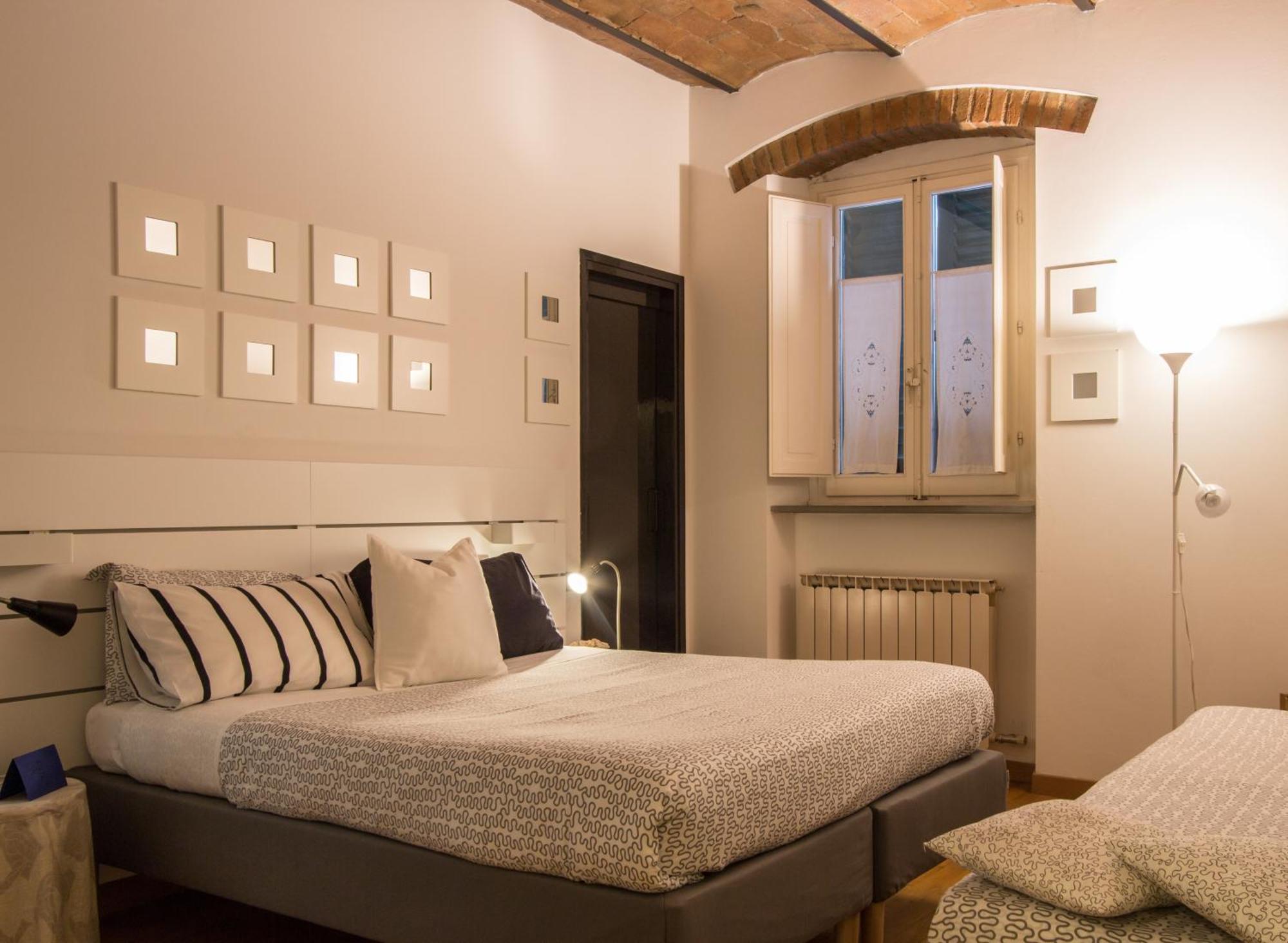 La Stazione Per Dormire Guest House 圣皮耶罗阿谢韦 外观 照片